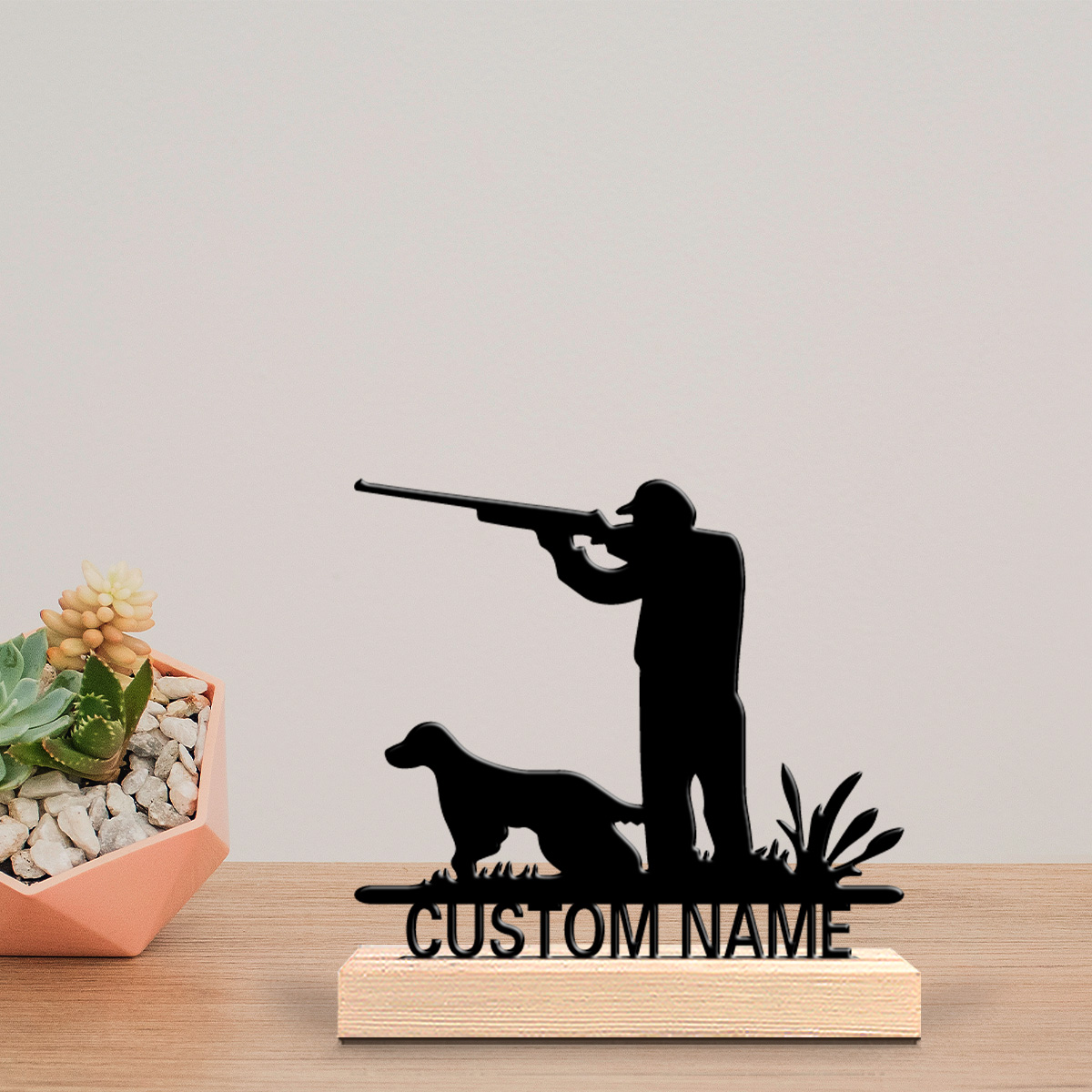 Hunting Outdoor Christmas Decorations - 1個入り ファッションパーソナライズカスタムハンターと狩猟犬の金属製像 木製ベース付き卓上装飾 屋外狩猟テーマ